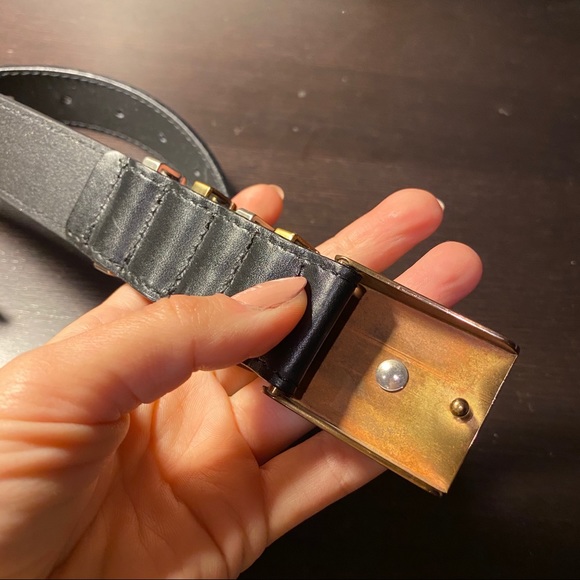 SOLD Gianni Versace Black Leather Medusa Belt - Picture 4 of 8